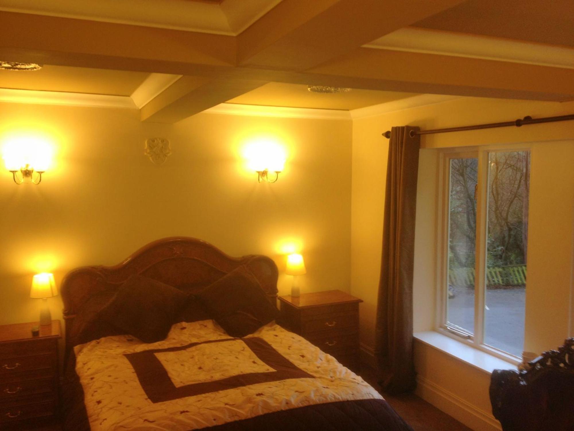 Harefield Hall Hotel Pateley Bridge Room photo