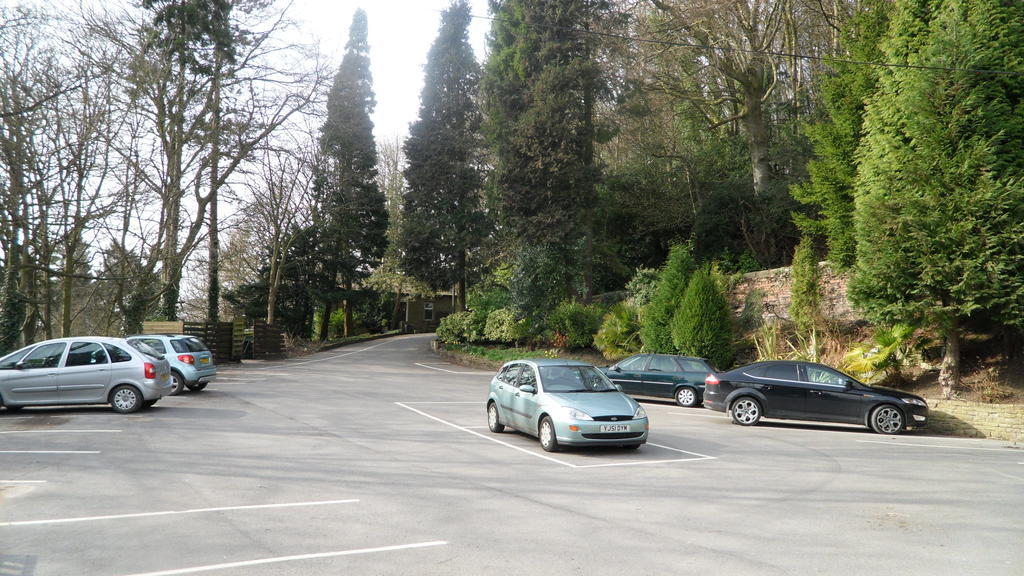 Harefield Hall Hotel Pateley Bridge Exterior photo
