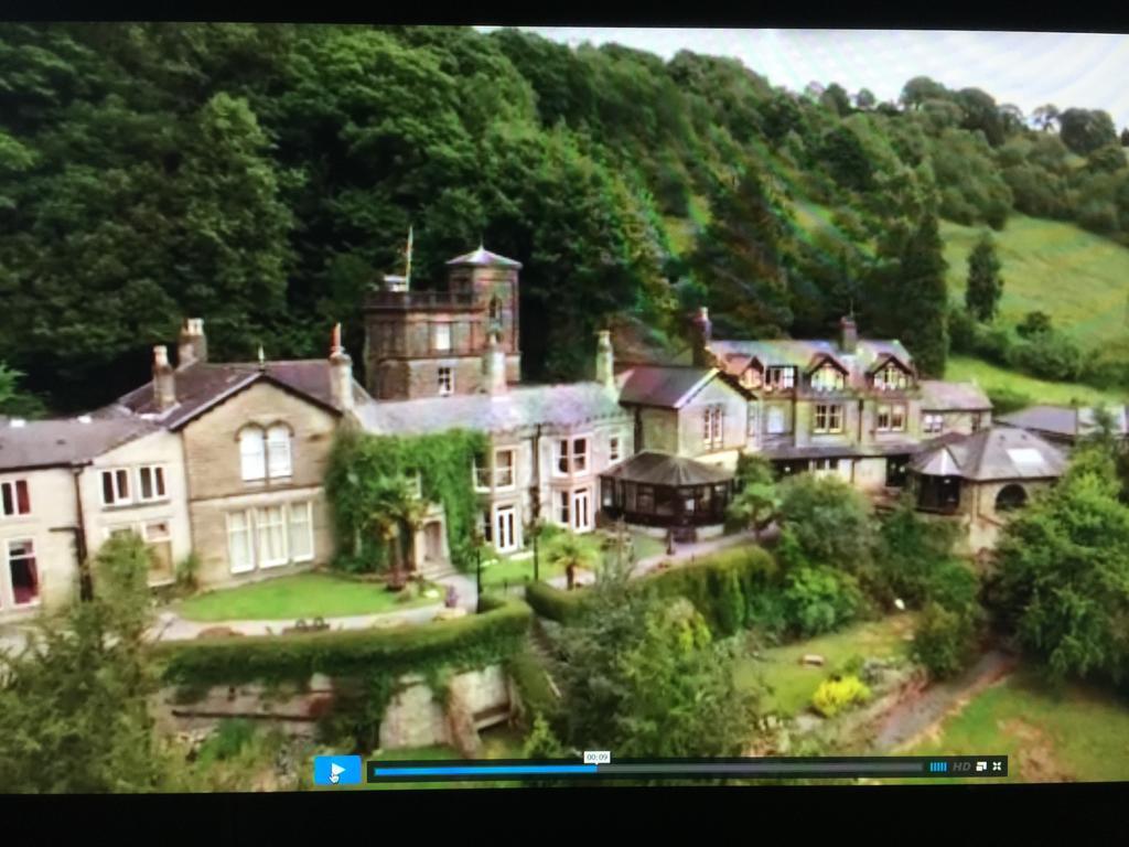 Harefield Hall Hotel Pateley Bridge Exterior photo