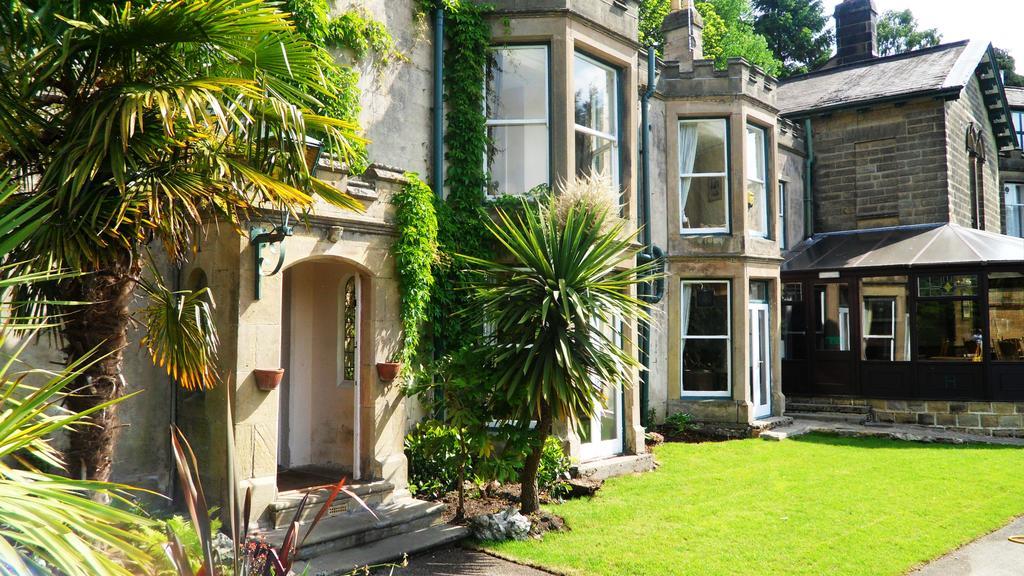 Harefield Hall Hotel Pateley Bridge Exterior photo