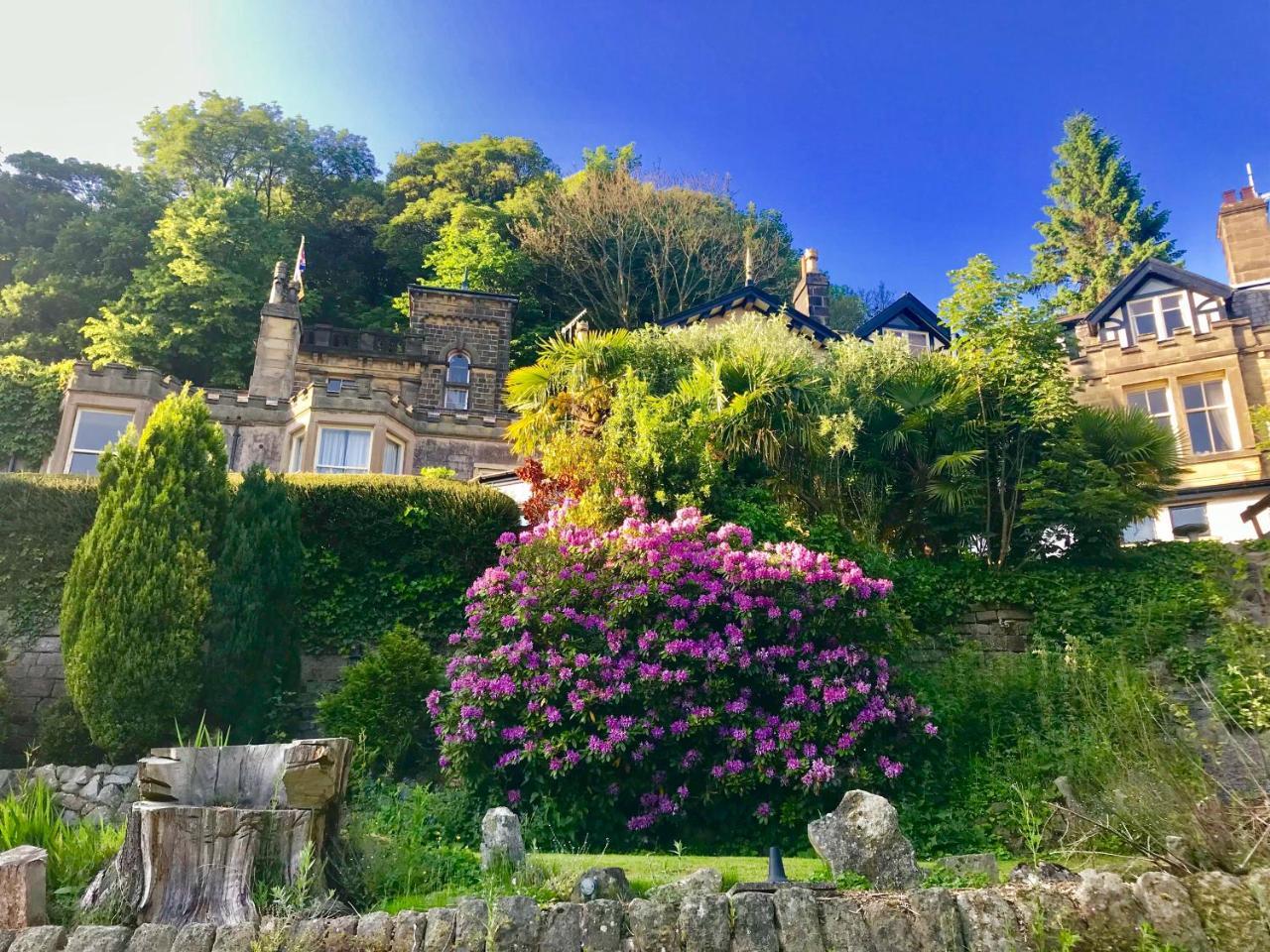 Harefield Hall Hotel Pateley Bridge Exterior photo